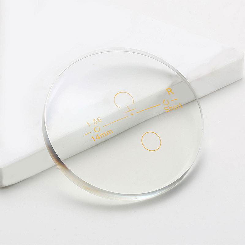 1.56 Progresszív lencse HMC