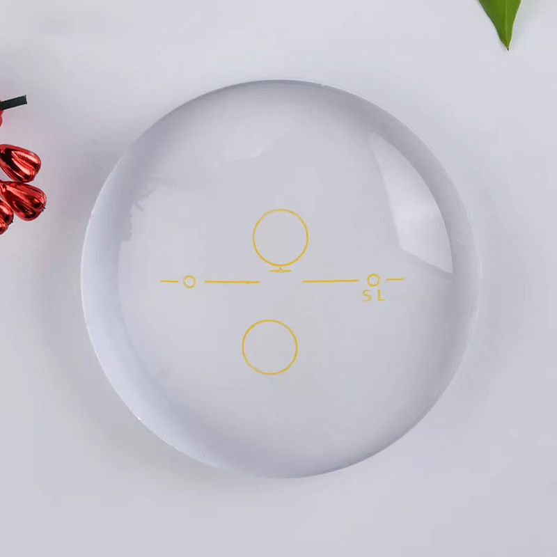 1.56 Progresszív félkész lencse