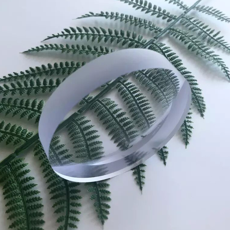 1,67 félkész, egylátó lencse